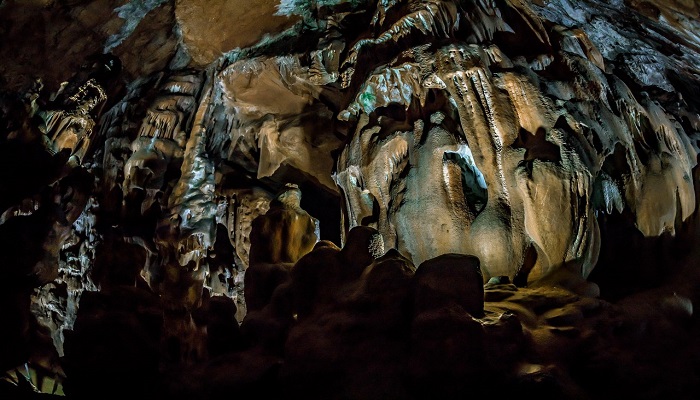 Фото Самая красивая пещера Крыма